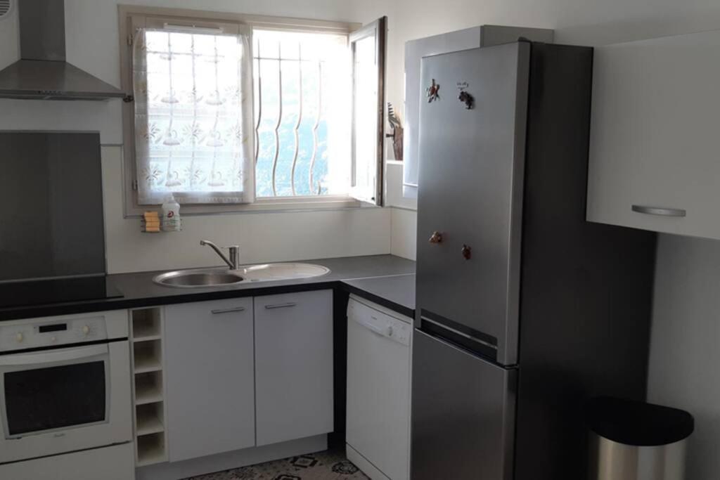 Appartement Spacieux Et Chaleureux A Grasse Luaran gambar